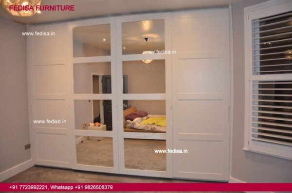 Almirah Design For Small Bedroom Sliding Wardrobe Design Sunmica Combination Design For Wardrobe