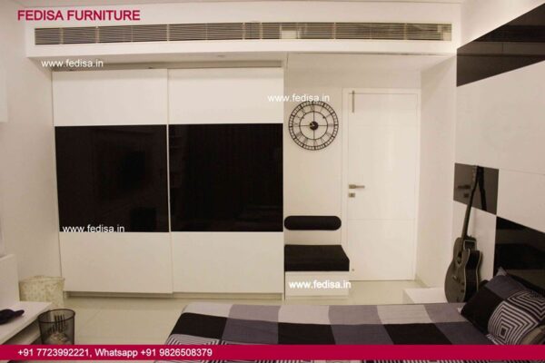 Wall Almirah Design In Bedroom Almari Design Sunmica Designs For Wardrobe Sliding Doors